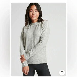 Athleta Womens 62% Merino Wool Sweater Gray With White Trim Pullover Size xs